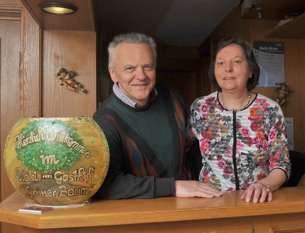 Hotel Gruener Baum Pommersfelden Kültér fotó